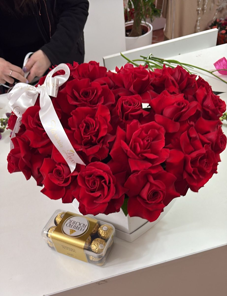 Florărie online Târgu Frumos – gesturi simple care ajung direct la inimă