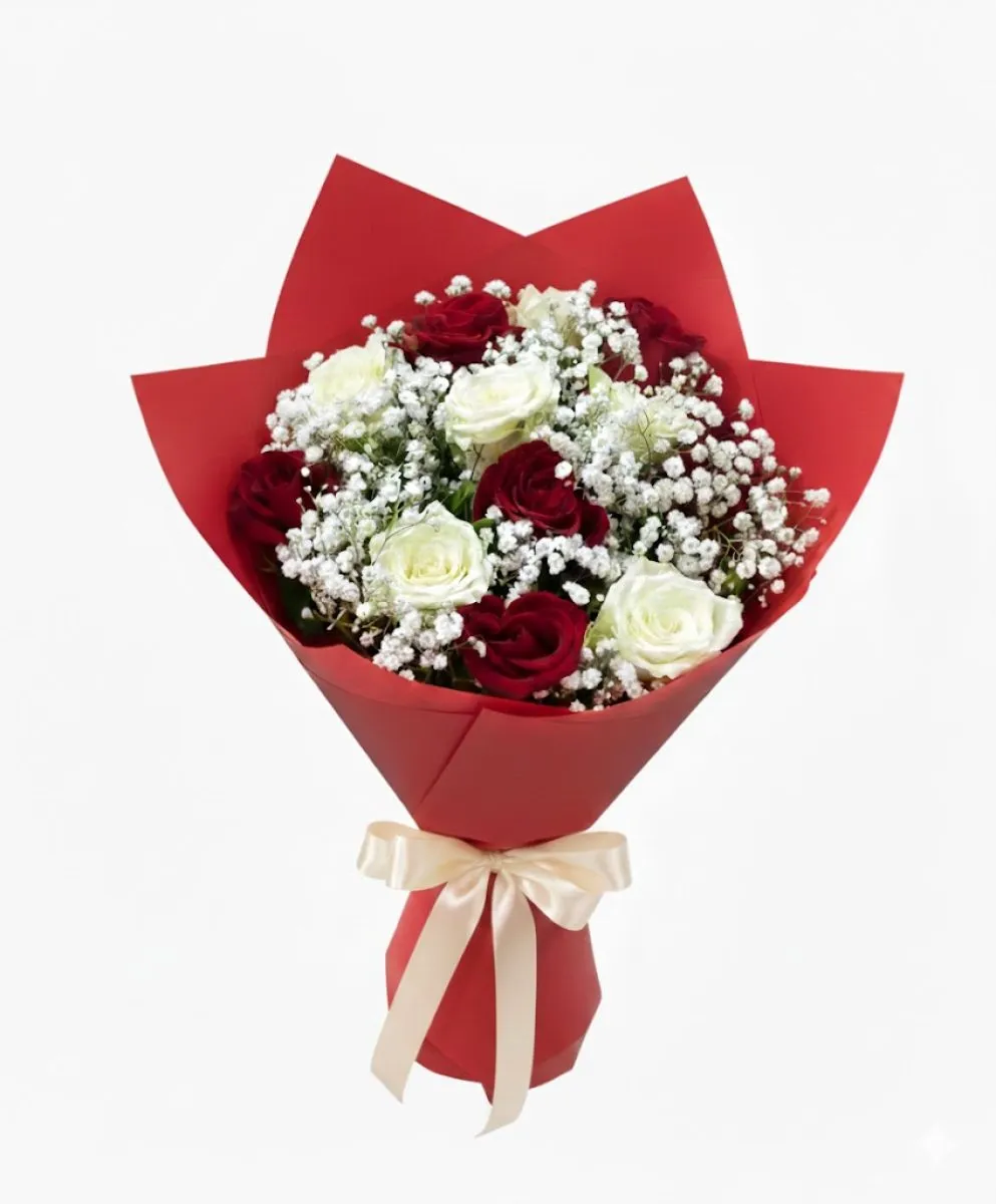 Buchet cu Trandafiri Roșii și Albi și Gypsophila
