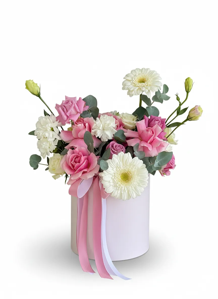 Aranjament Elegant în Cutie Roz cu Trandafiri și Gerbera